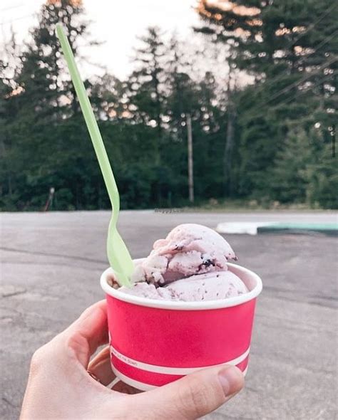 Froagie S Ice Cream Fryeburg Maine Ice Cream Happycow