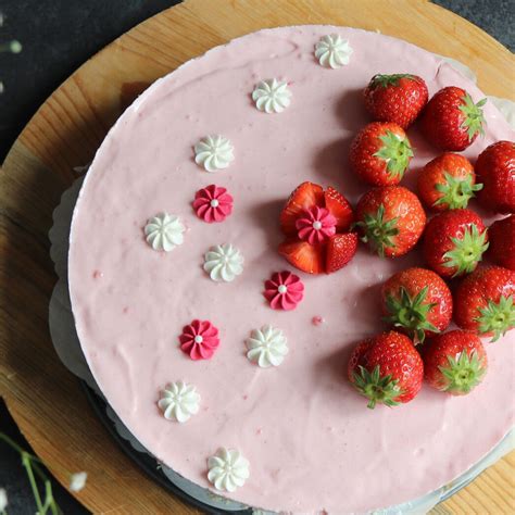 Strawberry Cheesecake Beekers Berries