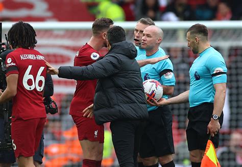 Linesman Stood Down Amid FA Investigation Over Apparent Elbow On