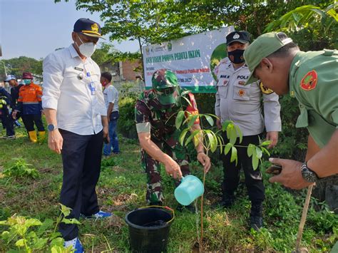 Babinsa Koramil Kedungkandang Dampingi Siswa Pra Mpls Malang