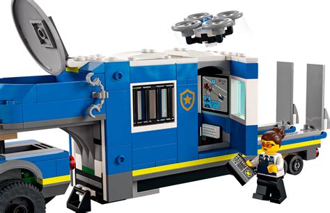 LEGO City Police Mobile Command Truck Imagination Toys