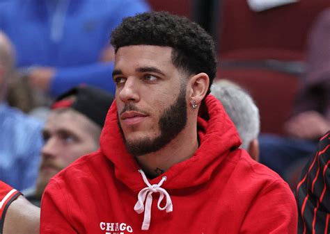 Prayers Pouring In For Lonzo Ball Following Heartbreaking Report The Spun