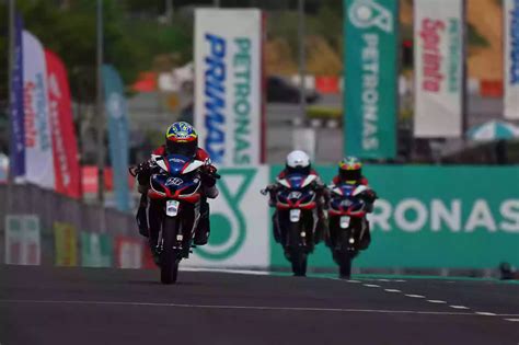 Adib Bermula Dengan Rentak Positif Petronas Malaysian Cub Prix