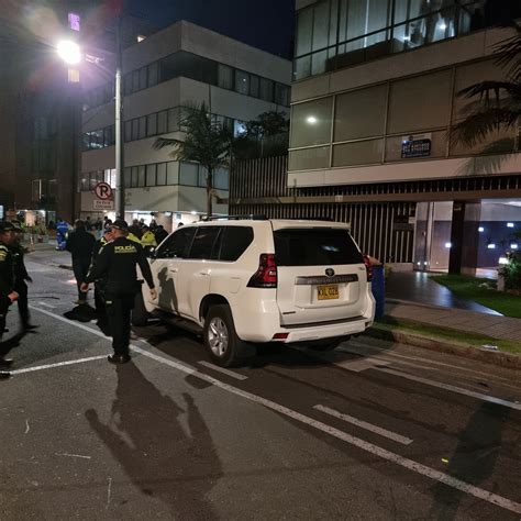 Video Falsos policías protagonizan nuevo atraco a plena luz del día en