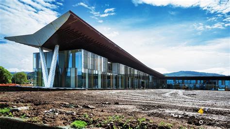 Ritiro Al Viola Park Ma Inaugurazione Slittata Di Qualche Mese