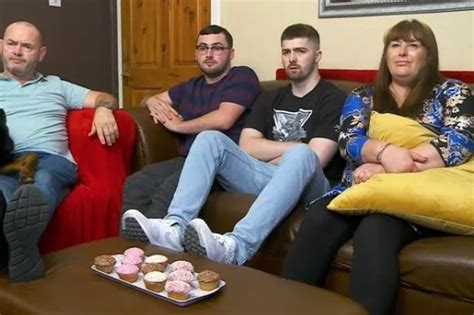 Gogglebox Cast - Gogglebox Families Hidden Secrets Including Their Actual Jobs And Unseen Kids ...