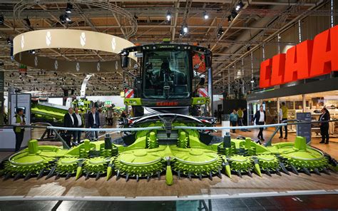 Claas Xerion 12 650 Wins Tractor Of The Year Award Agriland Co Uk