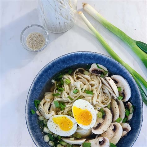 Ramen Avec La Carcasse Dun Poulet Leslie En Cuisine