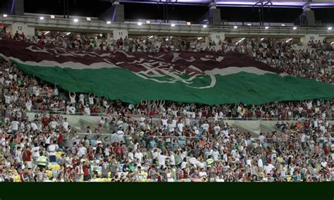 Fluminense reduz a R 10 preço dos ingressos para jogo contra o Vitória