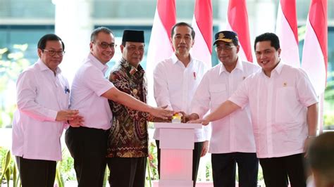 Jokowi Kagumi Kemegahan Terminal Baru Bandara Syamsudin Noor Bisnis