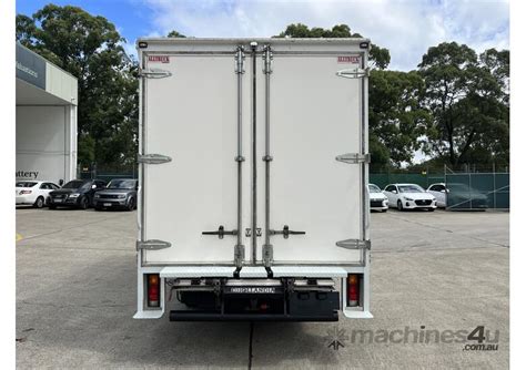 Buy Used 2017 Mitsubishi Fuso 2017 Mitsubishi Fuso Canter 515 4x2