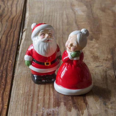 Mr Mrs Claus Salt Pepper Shakers Freckles And Fireflies