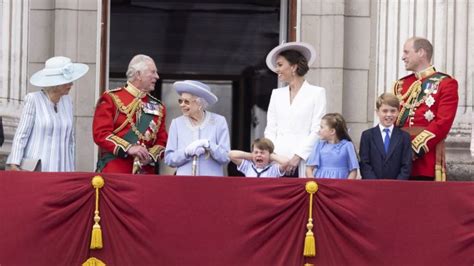 Galerie: Výchovná metoda Kate Middleton: Když princátka zlobí, použije ... 