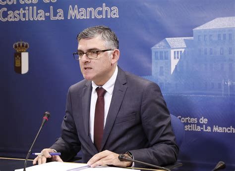 El acuerdo de los tres grupos sobre el agua, en el orden del día del