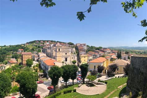 Alla Scoperta Di Avellino La Città Gli Abitanti Cosa Visitare E Mangiare