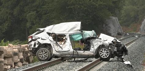 Lugo Un Muerto Y Dos Heridos Graves Tras Ser Arrollados Por Un Tren