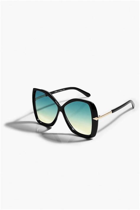 Oversized Tinted Lens Sunglasses Boohoo Uk