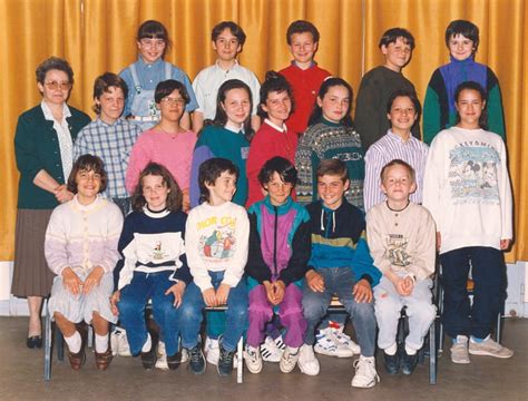 Photo de classe CM2 1990 1991 de 1990 école Du Centre Copains d avant