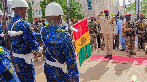 F Te De L Ind Pendance Le Pr Sident De La Transition Le Colonel