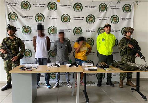 Capturados Cuatro Presuntos Integrantes Del “clan Del Golfo” Armada Nacional