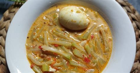 Resep Sayur Santan Labu Siam Telur Oleh Farhah Cookpad