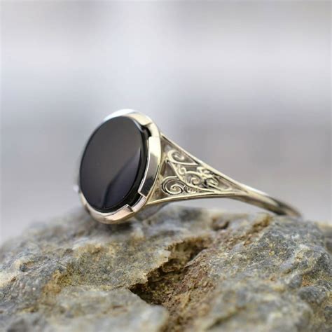 Black Onyx In White Gold