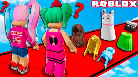 DESFILE DE MODA ITENS ALEATÓRIOS no ROBLOX YouTube