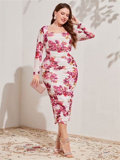 SHEIN Modely Vestido Ajustado Con Estampado Floral Fruncido De Malla