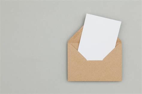 Cart O Branco Em Branco Modelo De Envelope De Papel Kraft Pardo