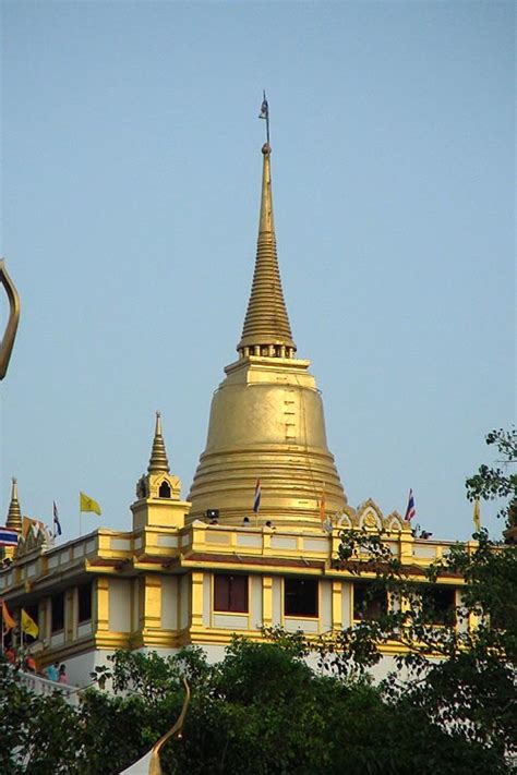 Pictures Of Loha Prasat At Wat Ratchanaddaram Bangkok