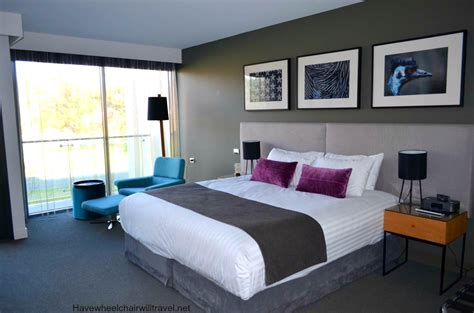 EAST HOTEL CANBERRA - Have Wheelchair Will Travel