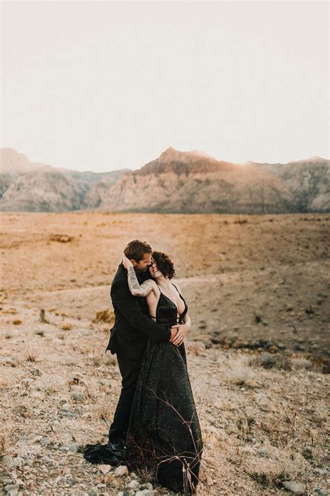 Badass Venetian Las Vegas Elopement With A Black Sequinned Dress And Frenchie Inspiration 36