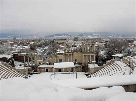 Приказка в бяло от красивия Пловдив (Фотогалерия) - plovdivtime.bg