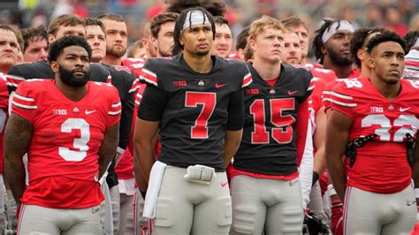 Ohio State Qb C J Stroud Gives Teammates T Cards For New Suits