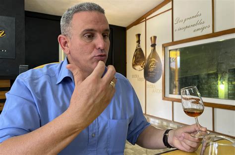 Cuban rum masters preserve a century-old tradition