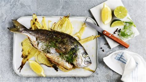 Dorade Grillée Au Fenouil Et Citron Facile Découvrez Les Recettes De Cuisine Actuelle