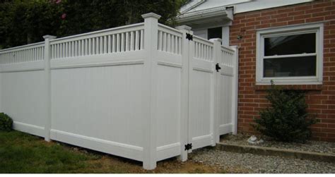 The Hottest Modern Fence Designs For 2023 Smucker Fencing