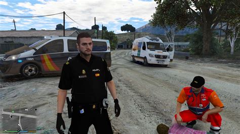 POLICÍA NACIONAL NUEVOS UNIFORMES HOMBRE Y MUJER GTA5 Mods