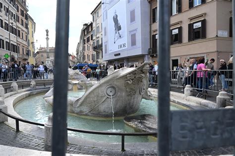 Allerta Roma Feyenoord La Situazione Tifosi In Centro A Roma Foto