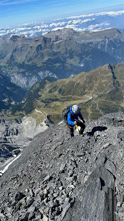 Pendaki Indonesia Capai Puncak Gunung Eiger Di Tengah Cuaca Ekstrem