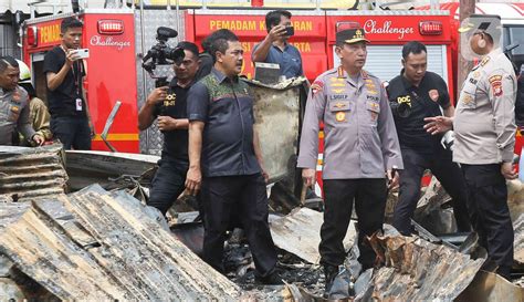 Wapres Maruf Amin Erick Thohir Hingga Kapolri Tinjau Lokasi Kebakaran