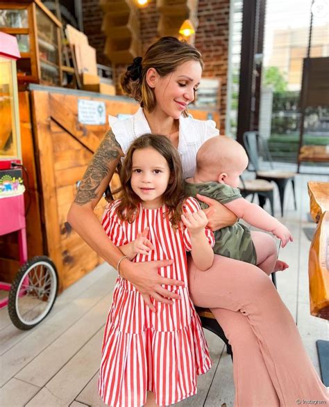 Julia Paredes Avec Ses Enfants Vittorio Et Luna Purepeople