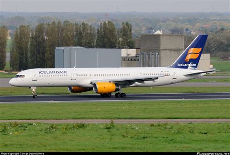 Tf Fic Icelandair Boeing N Photo By Serge Dejonckheere Id