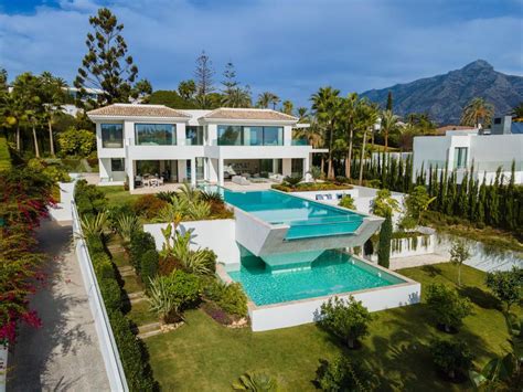 Villa Chalet de lujo 921 m2 en venta Marbella España 117947345