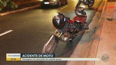 Bom Dia Cidade Ribeirão Preto Motociclista bate em poste e fica em