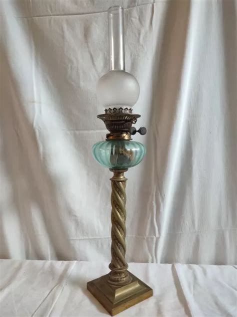 LAMPE A PETROLE Huile En Bronze Année 1900 Messenger s Patent