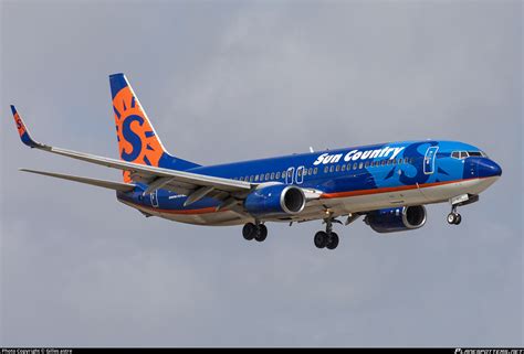 N Sy Sun Country Airlines Boeing Q Wl Photo By Gilles Astre