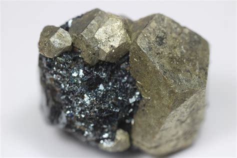 E Rocks Mineral Auctions