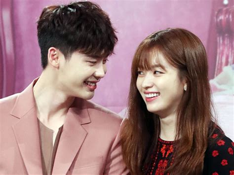 Selain Sikap Cute Lee Jong Suk Bilang Bagian Tubuh Han Hyo Joo Ini