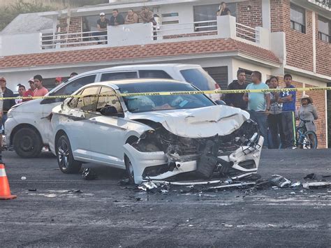 Fatal accidente en carretera Toluca Zitácuaro cobra la vida de dos personas